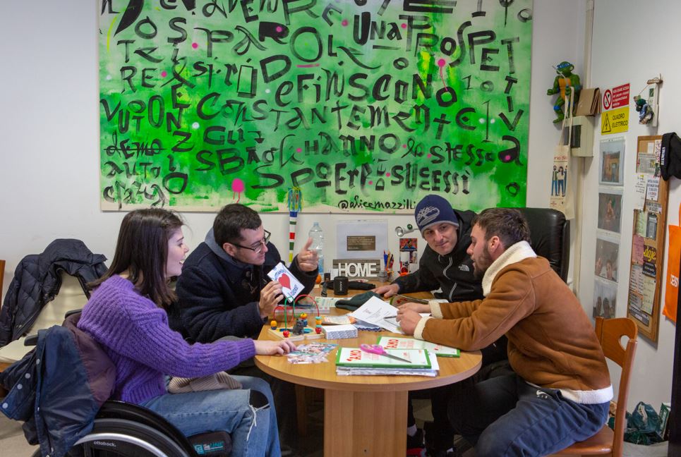 Sotto pressione, ma non soli: Cittadini, volontariato e  vita sociale in Toscana